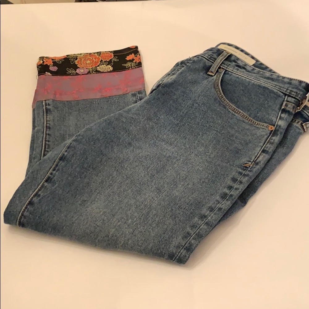 Anthro Pilcro Asian Trim Jeans